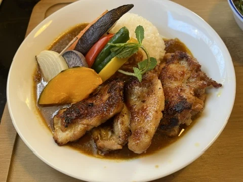 訪問時にいただいたフランクリンズ カフェのカレー
